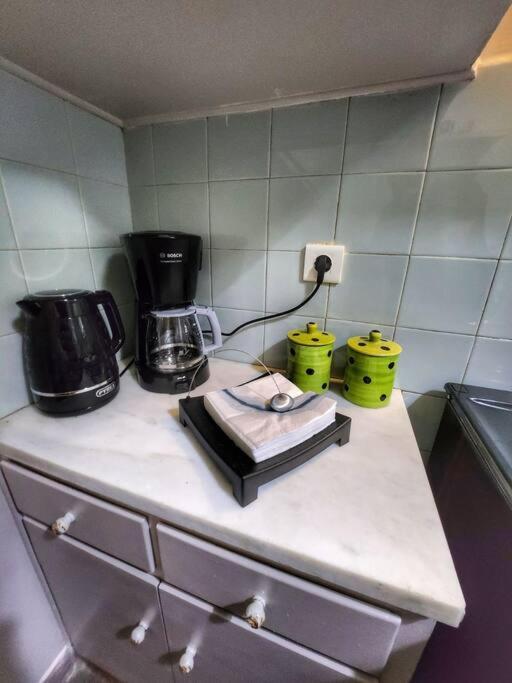 Ilyssos - Boho Stylish Apt- Hilton Area Αθήνα Εξωτερικό φωτογραφία